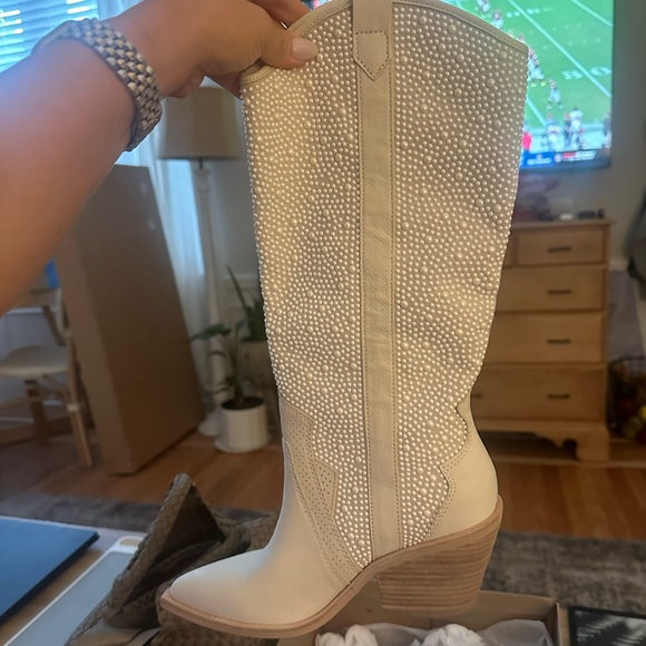 NIB Dolce Vita Navene Pearl cowboy boots - Picture 2 of 5